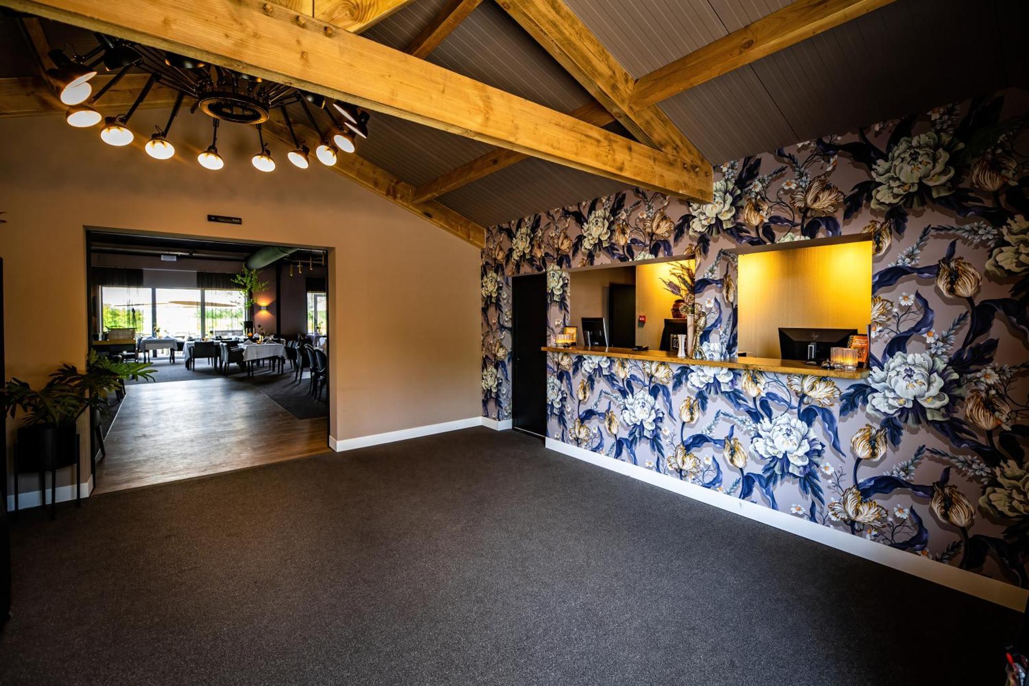 Van Der Valk Hotel Volendam Exterior photo